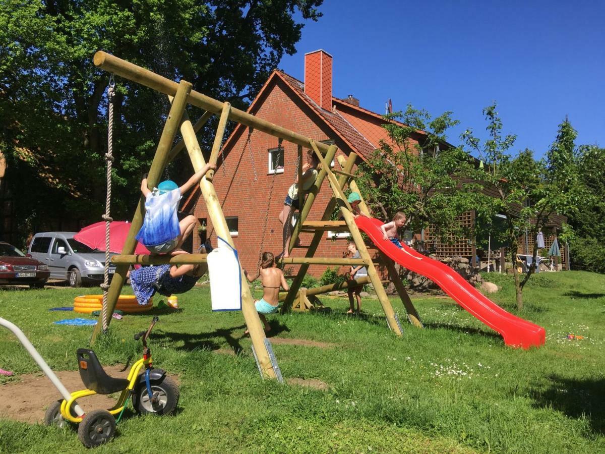 Ferienpension Lindenhof - Ferienwohnungen In Der Lueneburger Heide Marxen am Berge Extérieur photo