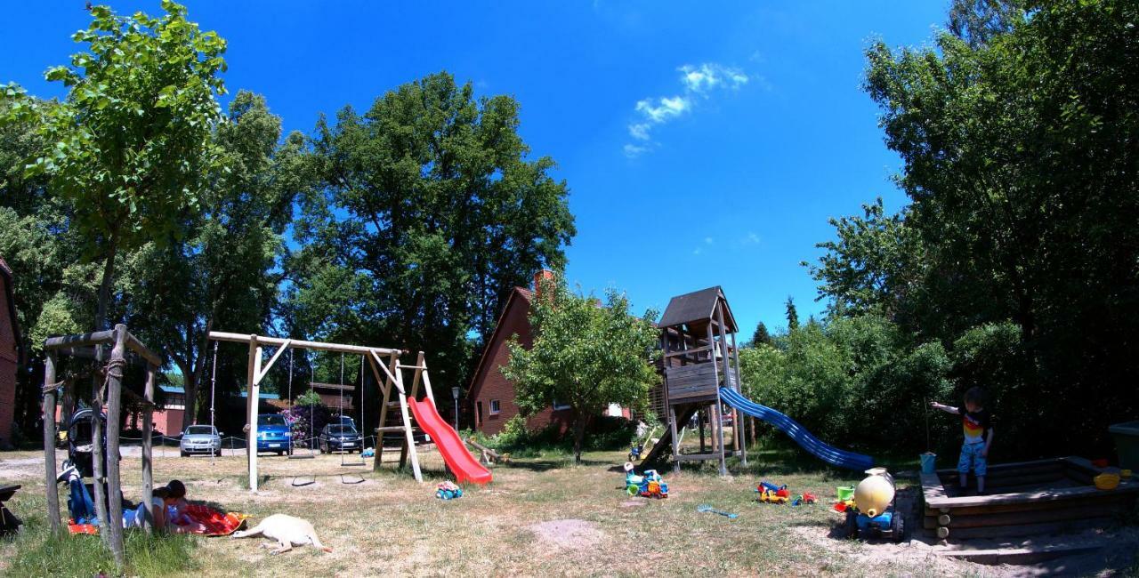 Ferienpension Lindenhof - Ferienwohnungen In Der Lueneburger Heide Marxen am Berge Extérieur photo